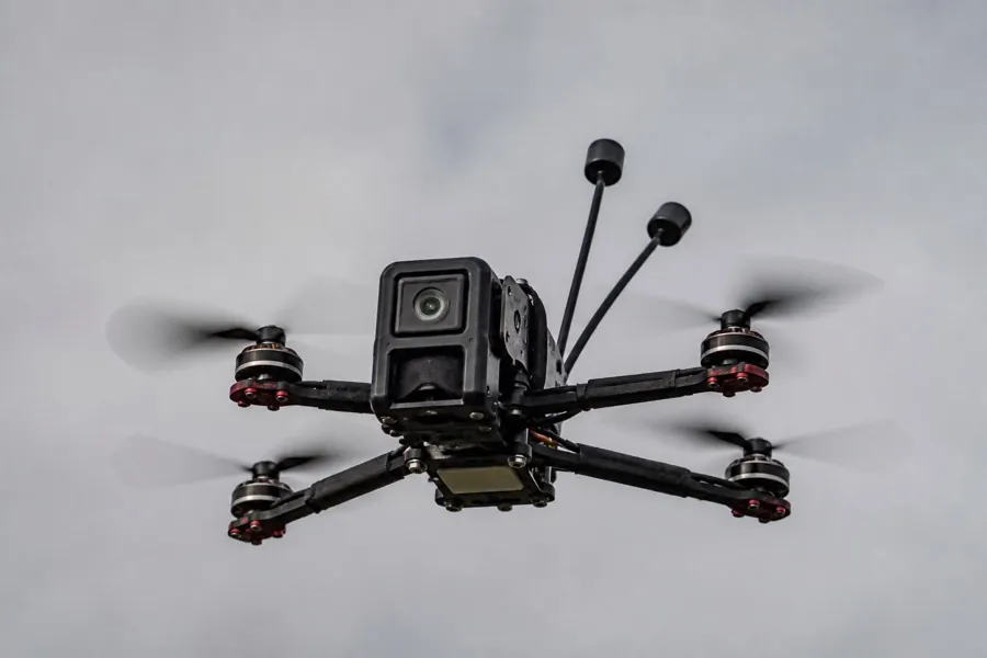 Малый FPV-дрон